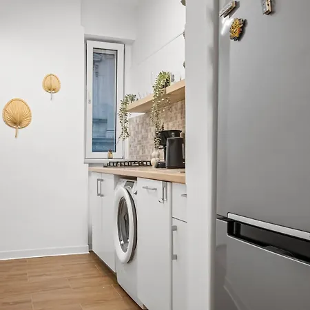 Earthy Escape - Warm With Balcony Apartament Bukareszt