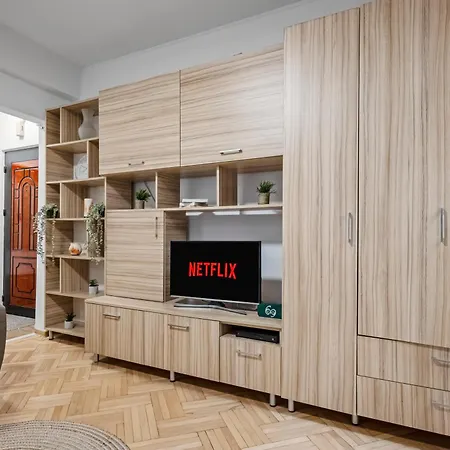 Apartmán Earthy Escape - Warm With Balcony *