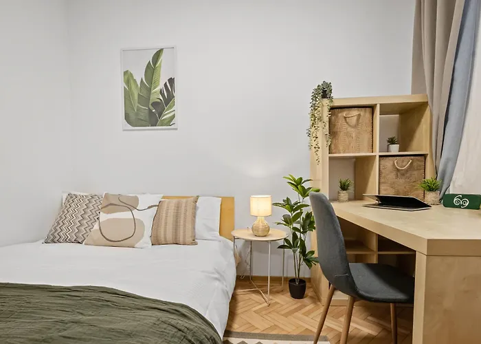 Earthy Escape - Warm With Balcony * Bucureşti